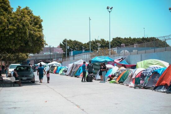 Migrants
