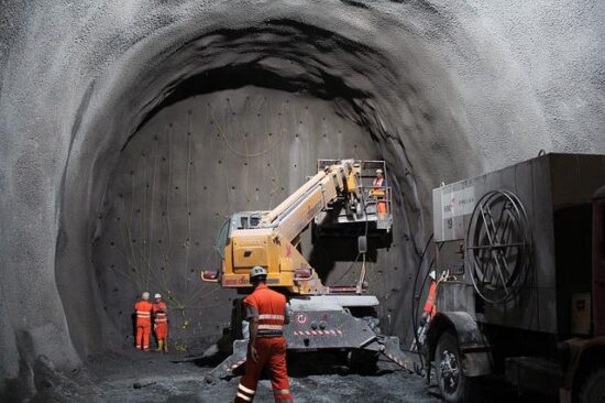 Tunnel
