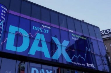 BREAKING: Oil Price PLUMMETS as DAX Soars to New Heights at Noon!