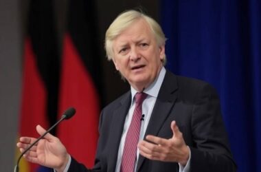 GERMANY'S HEALTH MINISTER TO REIGNITE HOSPITAL REFORM FIRESTORM!