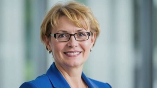 BREAKING: Ex-Banker to Shatter Glass Ceiling, Set to Dominate Commerzbank Board!