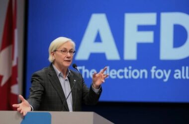 BREAKING: German MPs Unleash Shocking Demand to Rewrite Election Blueprint - What's Next for Europe's Oldest Democracy?