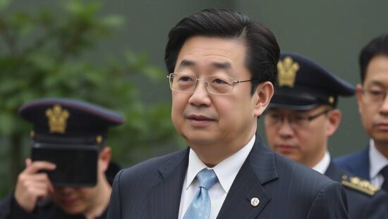 BREAKING: South Korea's President Under Arrest Warrant!