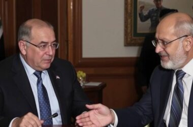 Baerbock's Warning of Torpedoing Dialogue in Syria Exposed!