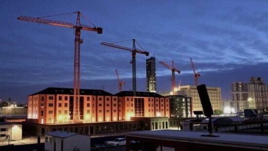 Bau Boom: Germany's Construction Industry Sees Unprecedented Surge in New Orders!