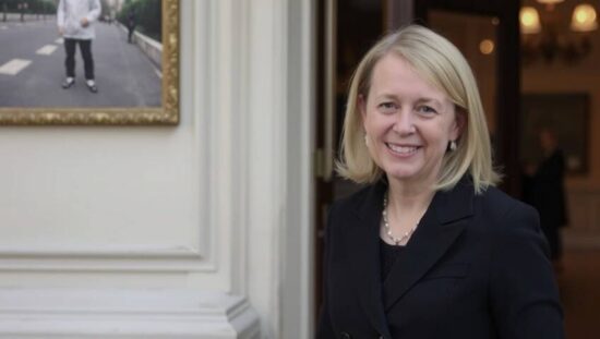 What the Bundesratspräsidentin Discovers in the City of Love and the City of Spies