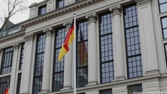 Devastating Dax: His 'Witching Hour' of Weakness Repeats Itself