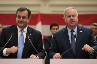 No Winner in First Round, Ukraine Critic Faces Conservative Challenger