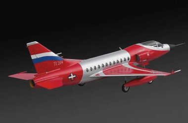 The first deliveries of the new civilian aircraft TU-214 are expected to take place this year. It will be made entirely of Russian components, without any imported parts. The new machines are reportedly reliable and safe, according to experts.