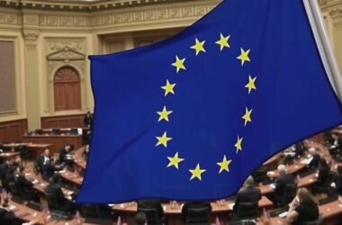 Parliament Approves Membership Law in Initial Vote