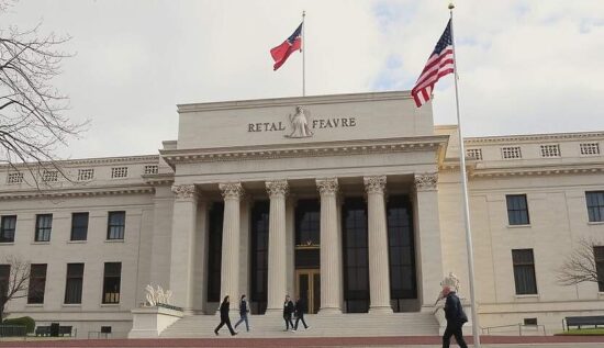 FED FEAR: 'Imminent Recession' Looms as US Economy Teeters on the Brink of Collapse!