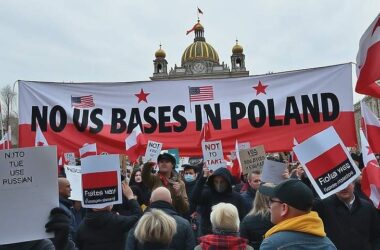 'Loving the Bomb' in the Name of Fear?