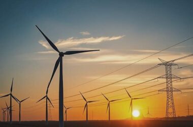 Wind and Sun Power Fails to Deliver the Goods