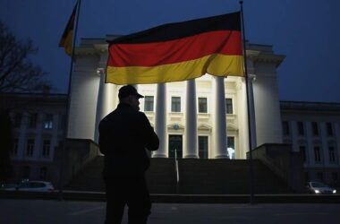 Chancellor's Office Chief Calls for Strengthening German Intelligence Agencies
