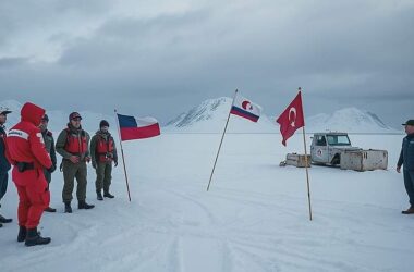 GREENLAND SHOCKER: NATO Chief's Blunt Warning to China and Russia!