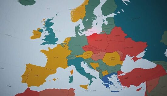 Poland Warns of 'Catastrophe' if US Recognizes Russian Grab of Ukraine's Crimea and Donbass