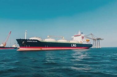 China Snubs US Gas, Seeks Russian LNG Partnership