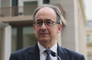 ECB Warns of New Inflation Storm