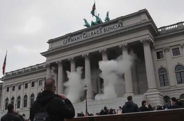 German Parliament to Uncover Pandemic Secrets