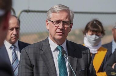 Justice Minister Warns of Legal Quagmire in Asylum Rejections