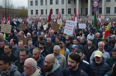 Protests Surge Near German Foreign Ministry