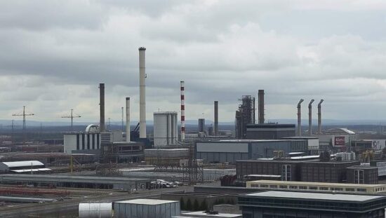 VW Zwickau Cuts Production Due to Chip Shortage