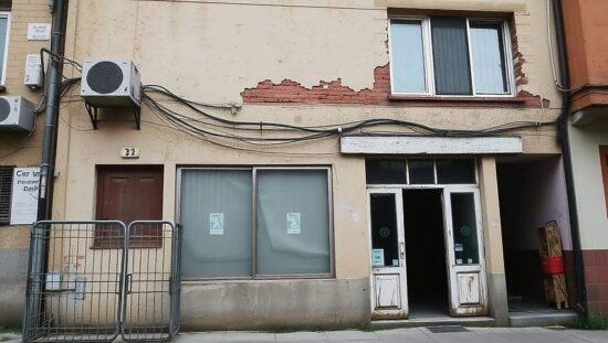 Energy-Inefficient Homes Flood City Markets