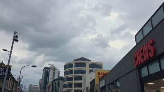 Stocks Slip Amid US Concerns