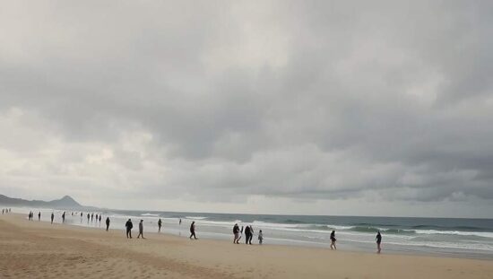 Sydney Bondi Beach Shooting Shocks Tourists
