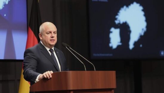 Pistorius Warns Europeans of No Guarantee to Overcome Greenland Crisis With Trump