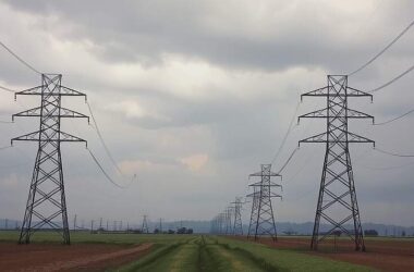 Power Grid Expansion Favors Overhead Lines