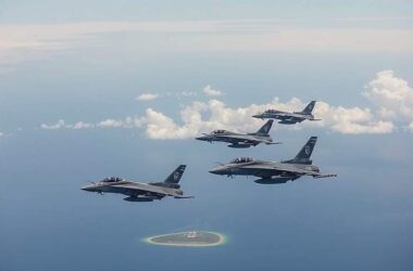 Trump Announces Heavy US Air Strike on Iran's Qeshm Island in Gulf