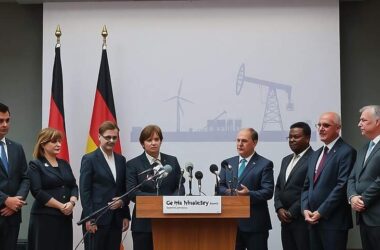 SPD Secretary Calls for Over‑Profit Tax on Oil Firms to Reduce Fuel Costs