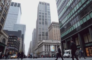 German Market Gains While Euro Slips Slightly