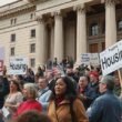 Linken Demands More Changes to Heating Act For Tenants' Protection
