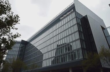 EU Delays Historic Fine Against Google Under New Digital Act